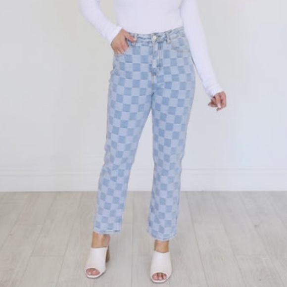 PINK LILY | Checkered Straight Jeans - Picture 6 of 16